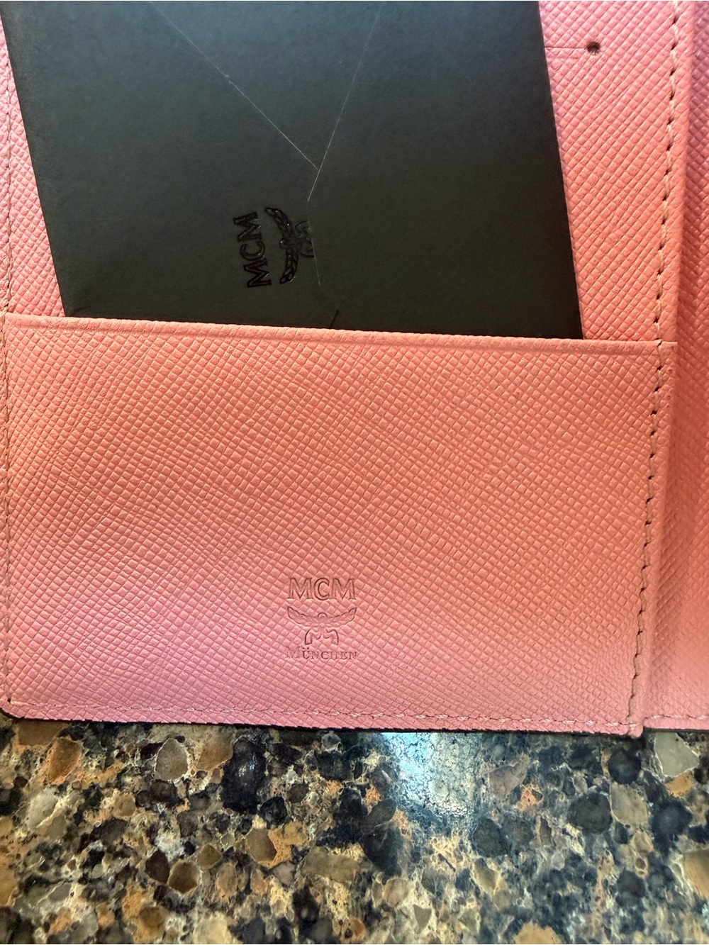 MCM Pink Logo Passport Cover with Gold Plaque new - Picture 4 of 6